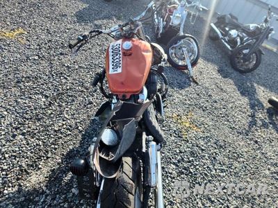 Zdjęcie 6 z 8 samochodu: 2003 HONDA VT750 CDD VIN:JH2RC44F33M100411 - miniatura