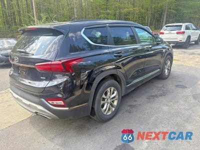 Czwarte zdjęcie samochodu z boku: 2019 HYUNDAI SANTA FE SE VIN:5NMS2CAD6KH085144 - miniatura