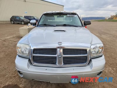 Piąte zdjęcie samochodu w środku: 2006 DODGE DAKOTA SLT VIN:1D7HW42N76S510012 - miniatura