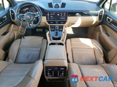 Zdjęcie 8 z 13 samochodu: 2021 PORSCHE CAYENNE S VIN:WP1AB2AY6MDA29028 - miniatura
