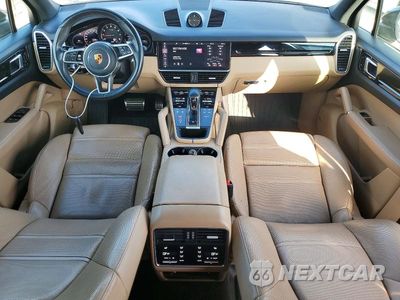 Zdjęcie 8 z 13 samochodu: 2021 PORSCHE CAYENNE S VIN:WP1AB2AY6MDA29028 - miniatura