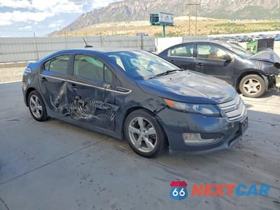 Czwarte zdjęcie samochodu z boku: 2015 CHEVROLET VOLT VIN:1G1RD6E42FU132634 - miniatura