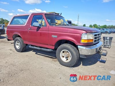 Czwarte zdjęcie samochodu z boku: 1996 FORD BRONCO U100 VIN:1FMEU15N9TLA83835 - miniatura