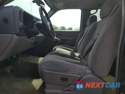 Zdjęcie 7 z 13 samochodu: 2005 CHEVROLET SUBURBAN C1500 VIN:1GNEC16ZX5J248175 - miniatura