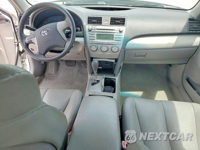 Zdjęcie 8 z 12 samochodu: 2011 TOYOTA CAMRY LE VIN:4T4BF3EK2BR180534 - miniatura