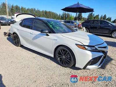 Czwarte zdjęcie samochodu z boku: 2021 TOYOTA CAMRY XSE VIN:4T1K31AK4MU020865 - miniatura
