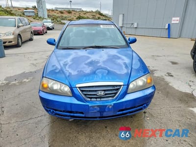 Piąte zdjęcie samochodu w środku: 2005 HYUNDAI ELANTRA GLS VIN:KMHDN46D75U073334 - miniatura