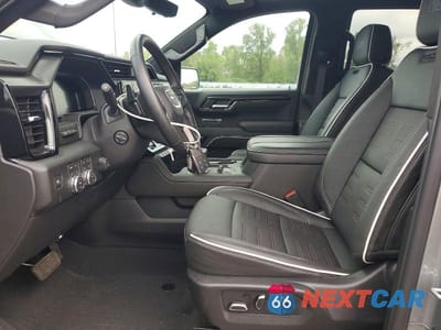 Zdjęcie 7 z 12 samochodu: 2026 GMC SIERRA K1500 AT4X VIN:3GTUUFE84TG145193 - miniatura