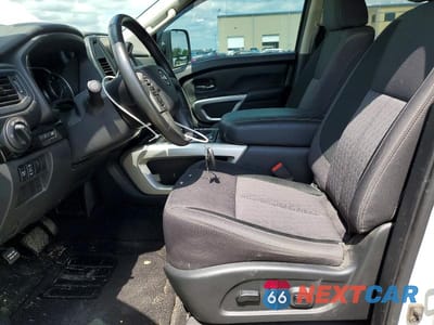 Zdjęcie 7 z 12 samochodu: 2024 NISSAN TITAN XD SV VIN:1N6AA1FBXRN118375 - miniatura