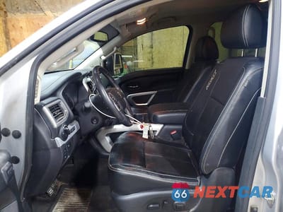 Zdjęcie 7 z 12 samochodu: 2019 NISSAN TITAN XD PRO-4X VIN:1N6BA1F46KN521247 - miniatura