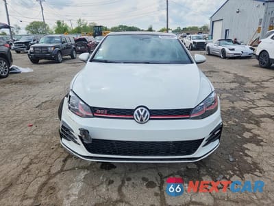 Piąte zdjęcie samochodu w środku: 2020 VOLKSWAGEN GTI S VIN:3VW5T7AU0LM007617 - miniatura