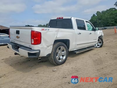 Trzecie zdjęcie samochodu z tyłu: 2017 CHEVROLET SILVERADO LTZ VIN:3GCUKSEC9HG414153 - miniatura