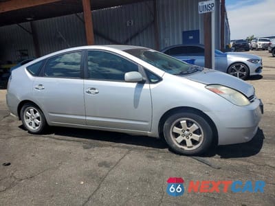 Czwarte zdjęcie samochodu z boku: 2005 TOYOTA PRIUS BASE VIN:JTDKB20U857011487 - miniatura