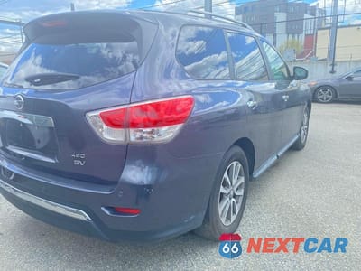 Czwarte zdjęcie samochodu z boku: 2013 NISSAN PATHFINDER S VIN:5N1AR2MM0DC670117 - miniatura
