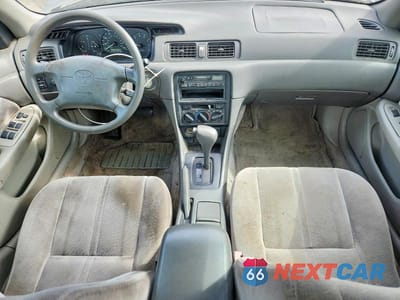 Zdjęcie 8 z 12 samochodu: 1997 TOYOTA CAMRY LE VIN:JT2BG22K3V0072065 - miniatura