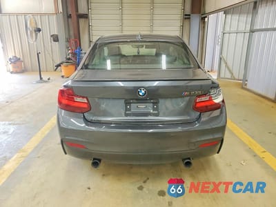 Zdjęcie 6 z 12 samochodu: 2016 BMW M235I VIN:WBA1J7C58GV360788 - miniatura