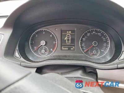 Zdjęcie 9 z 12 samochodu: 2015 VOLKSWAGEN PASSAT SE VIN:1VWBV7A33FC070592 - miniatura