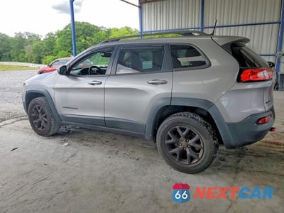 Drugie zdjęcie samochodu z przodu: 2017 JEEP CHEROKEE TRAILHAWK VIN:1C4PJMBS8HW538651 - miniatura