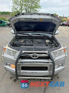 Zdjęcie 10 z 12 samochodu: 2011 TOYOTA 4RUNNER LIMITED VIN:JTEBU5JR1B5069241 - miniatura
