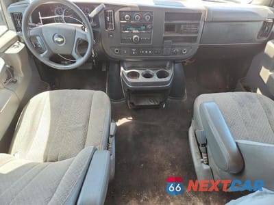 Zdjęcie 8 z 13 samochodu: 2020 CHEVROLET EXPRESS G3500 LT VIN:1GAZGPFG1L1181665 - miniatura