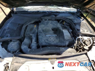 Zdjęcie 11 z 12 samochodu: 2018 MERCEDES-BENZ C 300 4MATIC VIN:55SWF4KB4JU256092 - miniatura