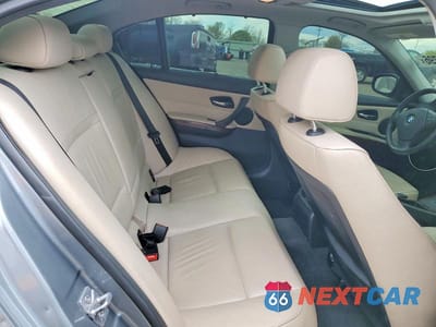 Zdjęcie 10 z 12 samochodu: 2011 BMW 335 XI VIN:WBAPL5C51BA919946 - miniatura