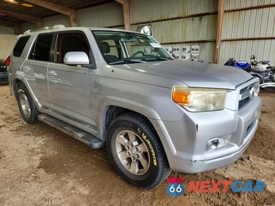 Czwarte zdjęcie samochodu z boku: 2011 TOYOTA 4RUNNER SR5 VIN:JTEZU5JR3B5029497 - miniatura