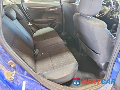 Zdjęcie 10 z 12 samochodu: 2017 HONDA FIT LX VIN:JHMGK5H54HS016903 - miniatura