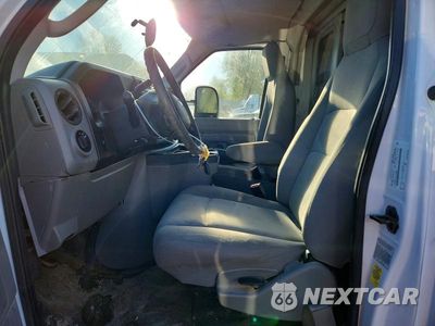 Zdjęcie 7 z 12 samochodu: 2018 FORD ECONOLINE E350 SUPER DUTY CUTAWAY VAN VIN:1FDWE3F63JDC30307 - miniatura
