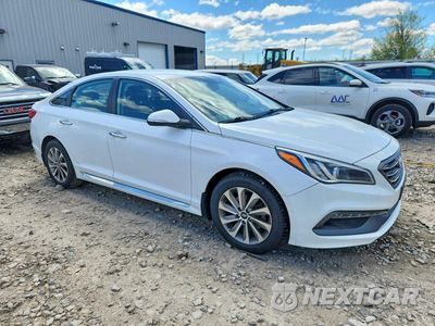 Czwarte zdjęcie samochodu z boku: 2015 HYUNDAI SONATA SPORT VIN:5NPE34AF3FH149683 - miniatura