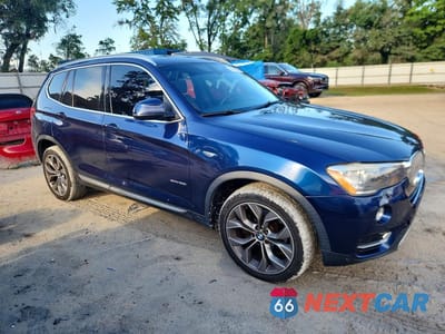 Czwarte zdjęcie samochodu z boku: 2017 BMW X3 SDRIVE28I VIN:5UXWZ7C59H0U44875 - miniatura