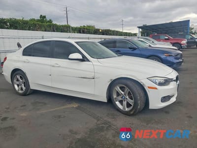 Czwarte zdjęcie samochodu z boku: 2015 BMW 328 I VIN:WBA3A5C51FF606215 - miniatura