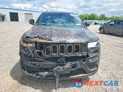 Piąte zdjęcie samochodu w środku: 2019 JEEP GRAND CHEROKEE LIMITED VIN:1C4RJFBG4KC628064 - miniatura