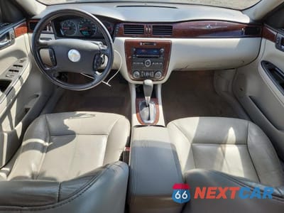 Zdjęcie 8 z 12 samochodu: 2010 CHEVROLET IMPALA LT VIN:2G1WB5EK9A1241789 - miniatura