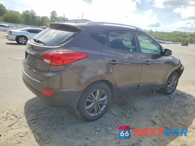 Trzecie zdjęcie samochodu z tyłu: 2015 HYUNDAI TUCSON SE VIN:KM8JU3AG5FU986872 - miniatura