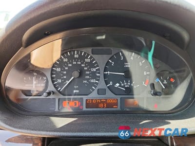Zdjęcie 9 z 12 samochodu: 2004 BMW 325 I VIN:WBAET37474NJ42035 - miniatura