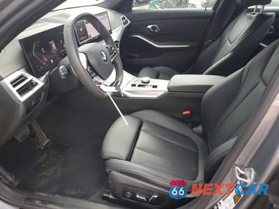 Zdjęcie 7 z 12 samochodu: 2025 BMW 330XI VIN:3MW89CW06S8F16709 - miniatura