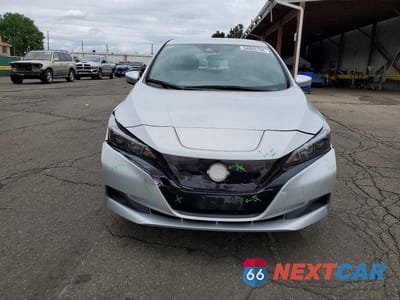 Piąte zdjęcie samochodu w środku: 2025 NISSAN LEAF VIN:1N4AZ1BV9SC564293 - miniatura