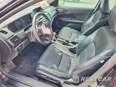 Zdjęcie 7 z 12 samochodu: 2017 HONDA ACCORD SPORT VIN:1HGCR2F53HA051615 - miniatura
