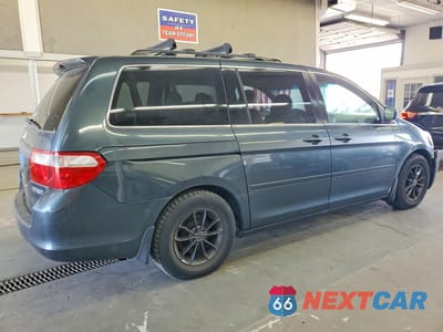 Trzecie zdjęcie samochodu z tyłu: 2005 HONDA ODYSSEY EXL VIN:5FNRL38705B136848 - miniatura