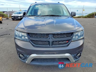 Piąte zdjęcie samochodu w środku: 2019 DODGE JOURNEY CROSSROAD VIN:3C4PDCGB8KT681395 - miniatura