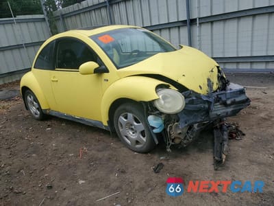 Czwarte zdjęcie samochodu z boku: 2001 VOLKSWAGEN NEW BEETLE GLS VIN:3VWCS21C21M405736 - miniatura