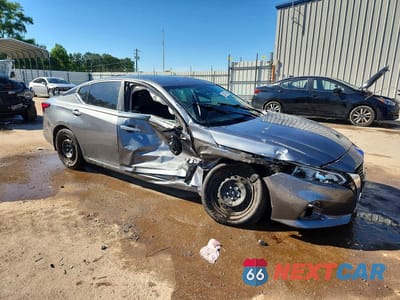 Czwarte zdjęcie samochodu z boku: 2020 NISSAN ALTIMA S VIN:1N4BL4BV4LC173187 - miniatura