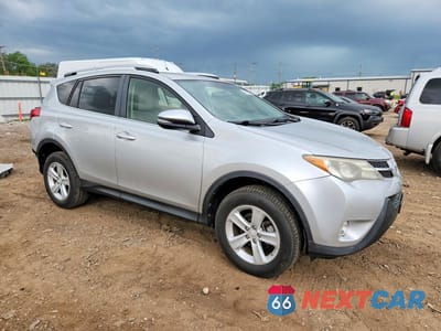 Czwarte zdjęcie samochodu z boku: 2014 TOYOTA RAV4 XLE VIN:JTMRFREV0ED077529 - miniatura