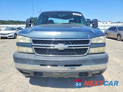 Piąte zdjęcie samochodu w środku: 2007 CHEVROLET SILVERADO K2500 HEAVY DUTY VIN:1GCHK23U07F106060 - miniatura