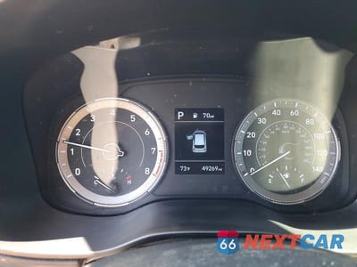 Zdjęcie 9 z 12 samochodu: 2021 HYUNDAI VENUE SE VIN:KMHRB8A36MU089270 - miniatura