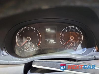 Zdjęcie 9 z 12 samochodu: 2015 VOLKSWAGEN PASSAT S VIN:1VWAT7A30FC119751 - miniatura