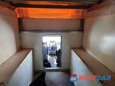 Zdjęcie 10 z 14 samochodu: 2019 FORD TRANSIT T- VIN:1FDBW5PM6KKB87311 - miniatura