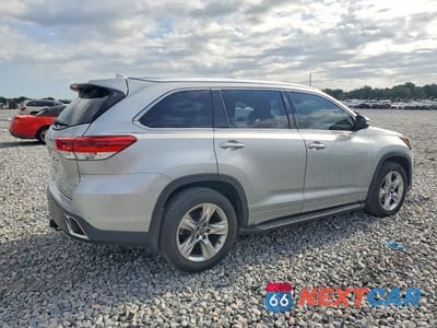 Trzecie zdjęcie samochodu z tyłu: 2018 TOYOTA HIGHLANDER LIMITED VIN:5TDYZRFH3JS250146 - miniatura
