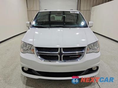 Piąte zdjęcie samochodu w środku: 2020 DODGE GRAND CARAVAN SXT VIN:2C4RDGCG9LR206831 - miniatura